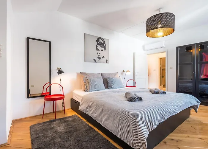Marilyn - Two Bedroom With Terrace And Partial Sea View アパート *