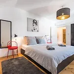 Marilyn - Two Bedroom With Terrace And Partial Sea View דירה *
