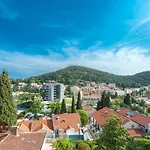 Marilyn - Two Bedroom With Terrace And Partial Sea View