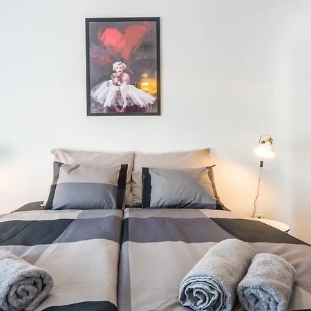Marilyn - Two Bedroom With Terrace And Partial Sea View * ドゥブロブニク