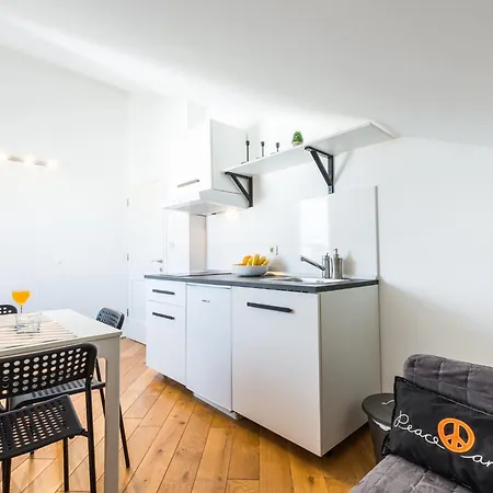 Apartament Marilyn - Two Bedroom With Terrace And Partial Sea View