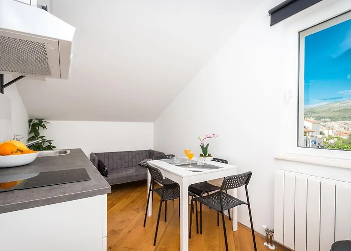 Апартаменты Marilyn - Two Bedroom With Terrace And Partial Sea View Дубровник