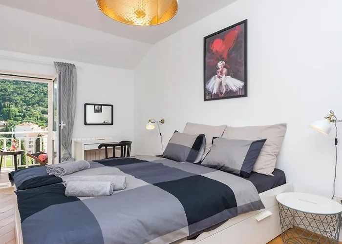 Marilyn - Two Bedroom With Terrace And Partial Sea View Дубровник
