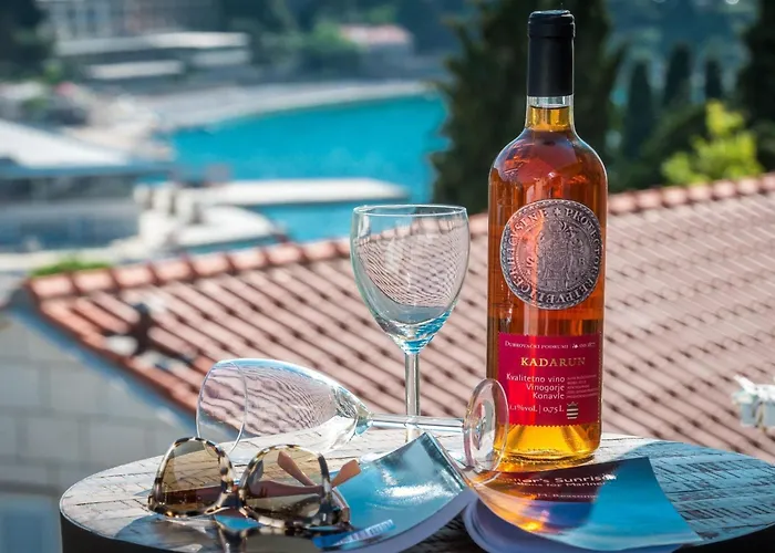 Апартаменты Marilyn - Two Bedroom With Terrace And Partial Sea View *