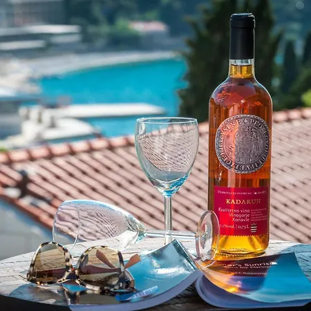 Apartmán Marilyn - Two Bedroom With Terrace And Partial Sea View *