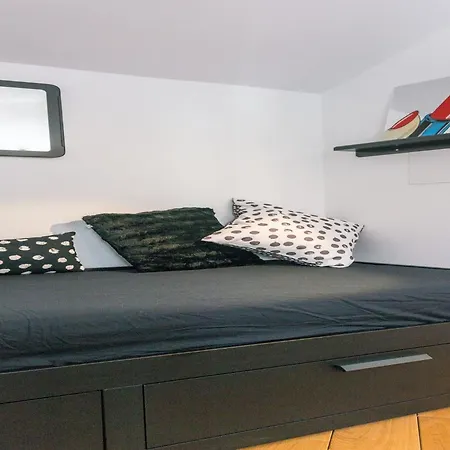 Marilyn - Two Bedroom With Terrace And Partial Sea View *